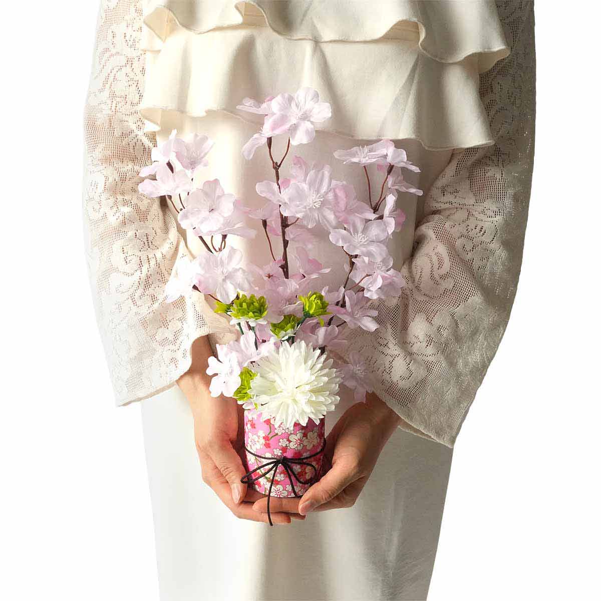 和桜ちりめんアレンジ(造花)