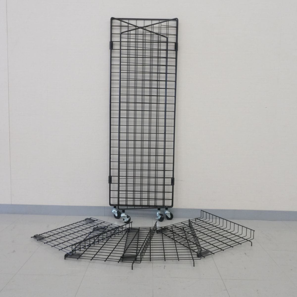 (2)　折りたたんだ状態