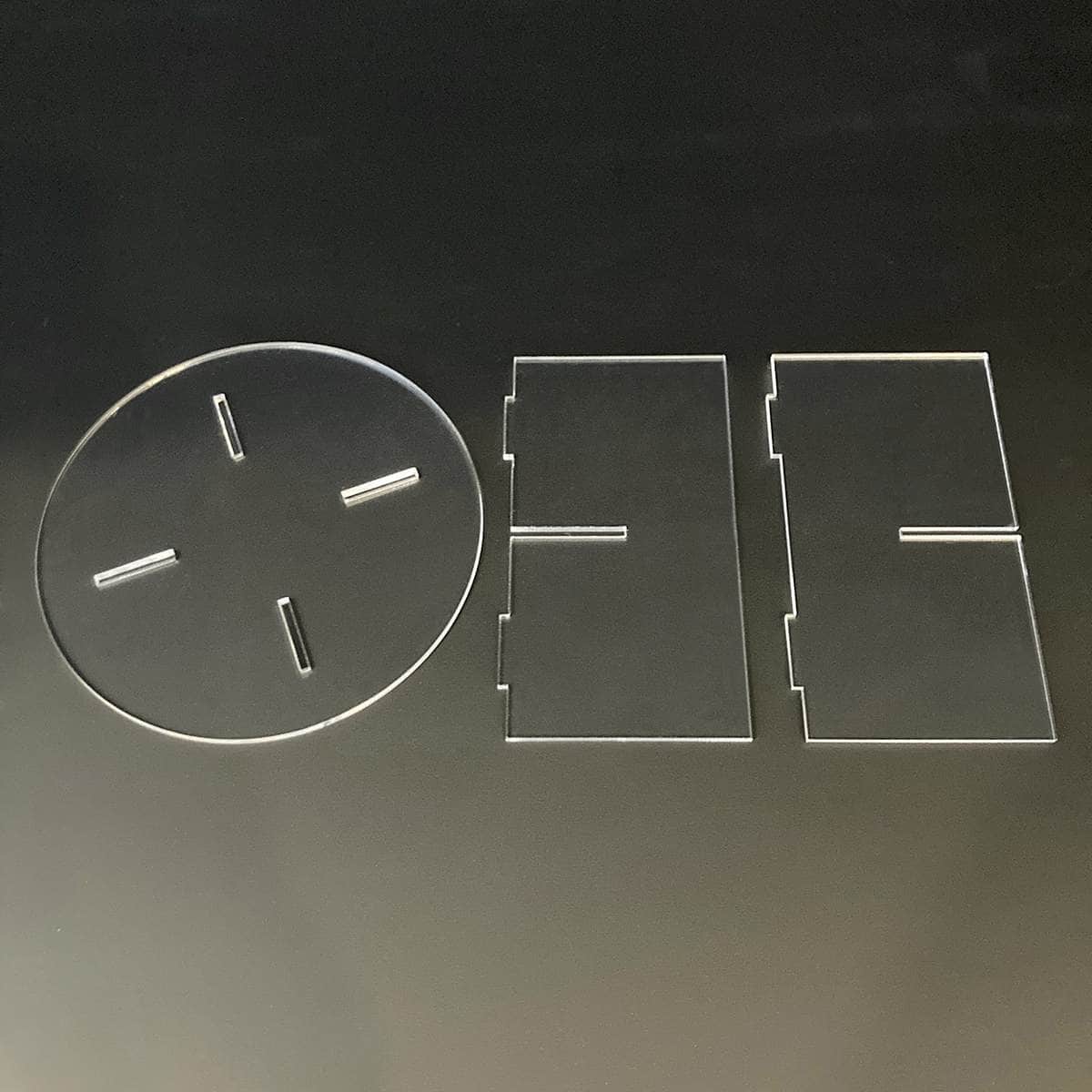 アクリル組立式丸型ステージ〔ストエキオリジナル〕 直径15cm