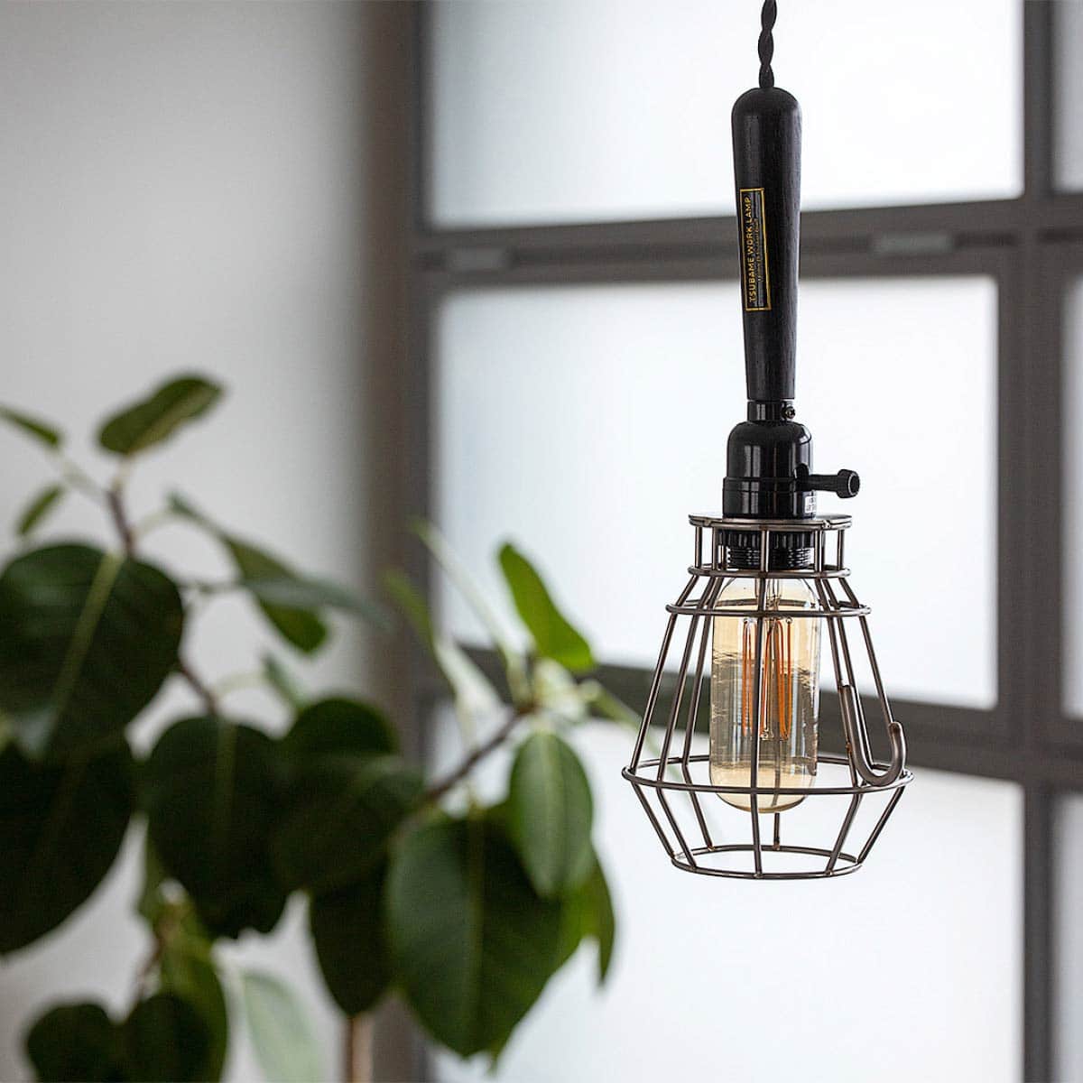 (2)引掛けシーリングタイプ シルバー 使用例