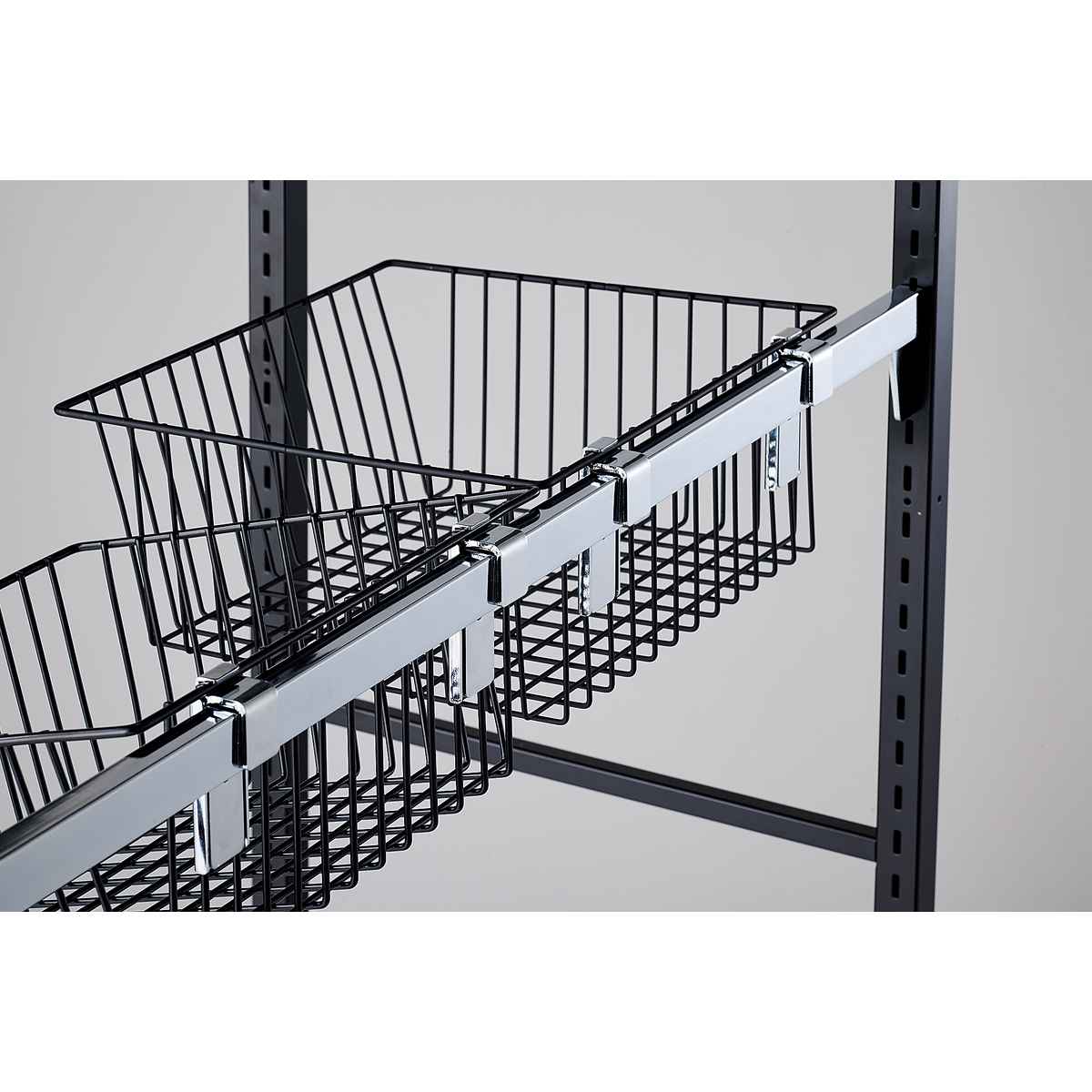 (3)金具の取付部分アップ