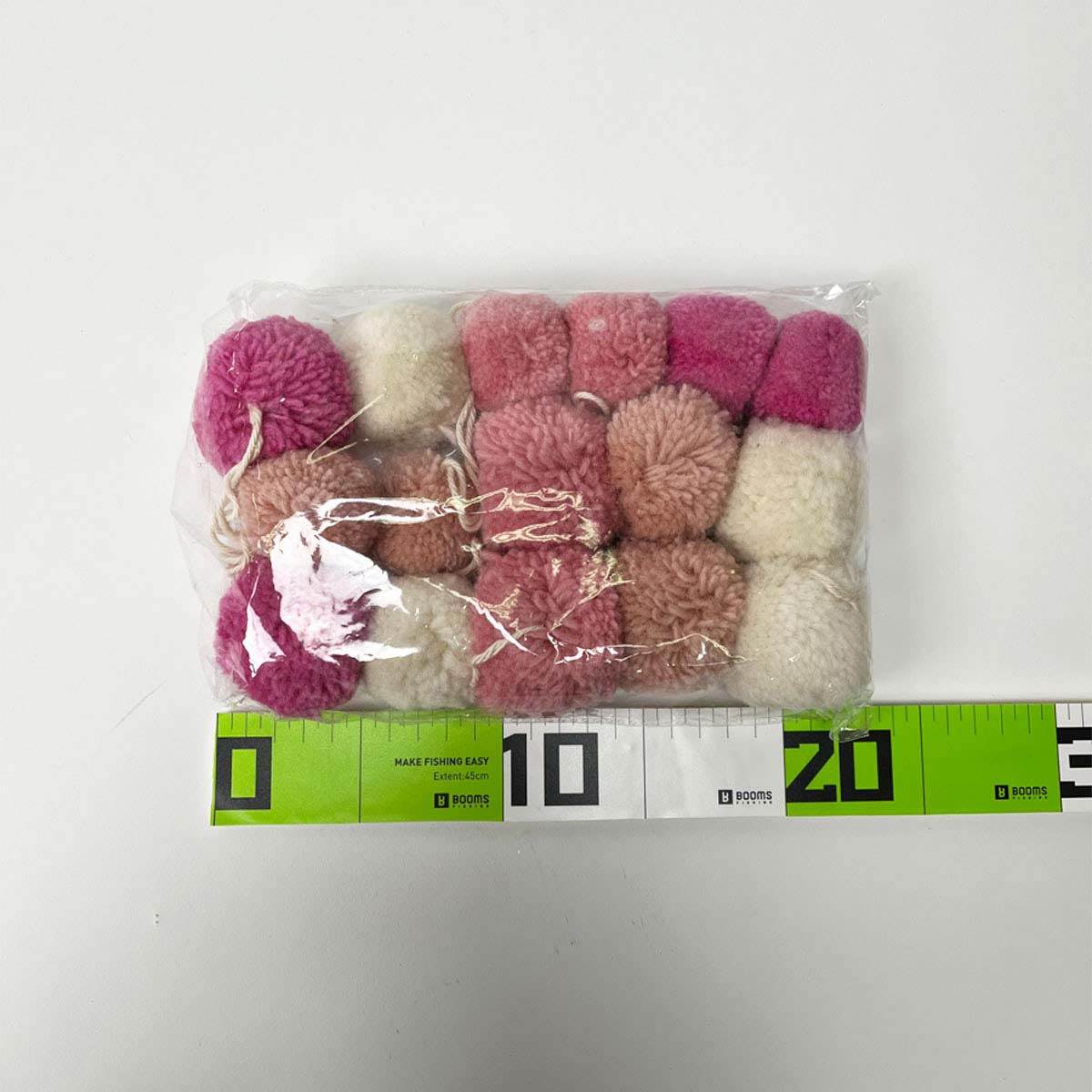 ポンポンオーナメント16個セットピンク