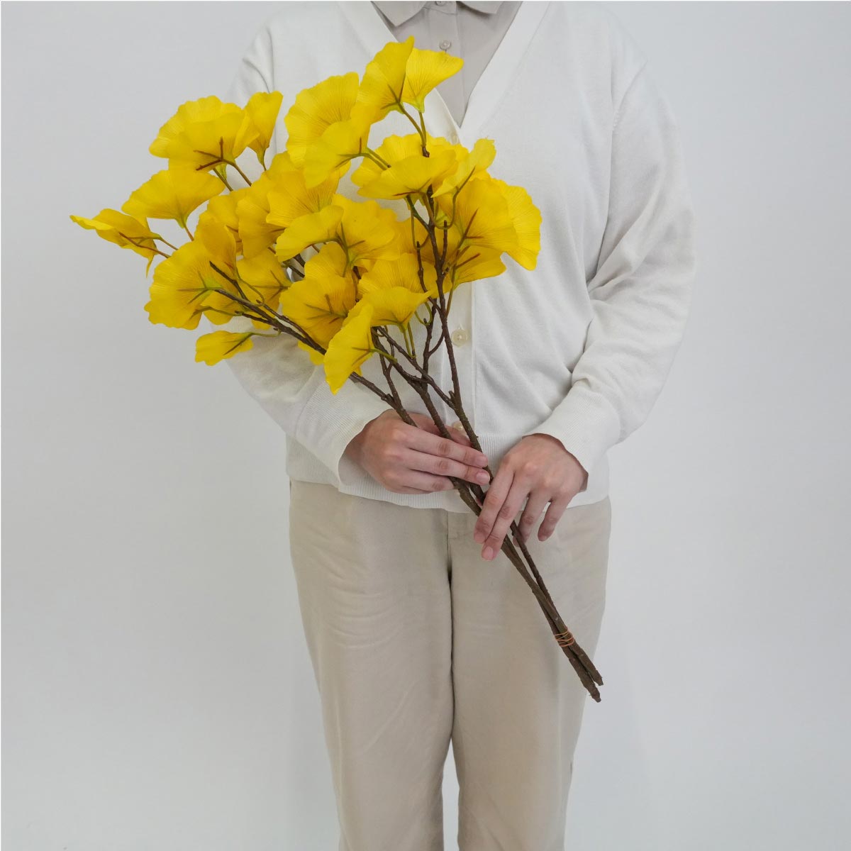 こがねイチョウ造花スプレー64cm