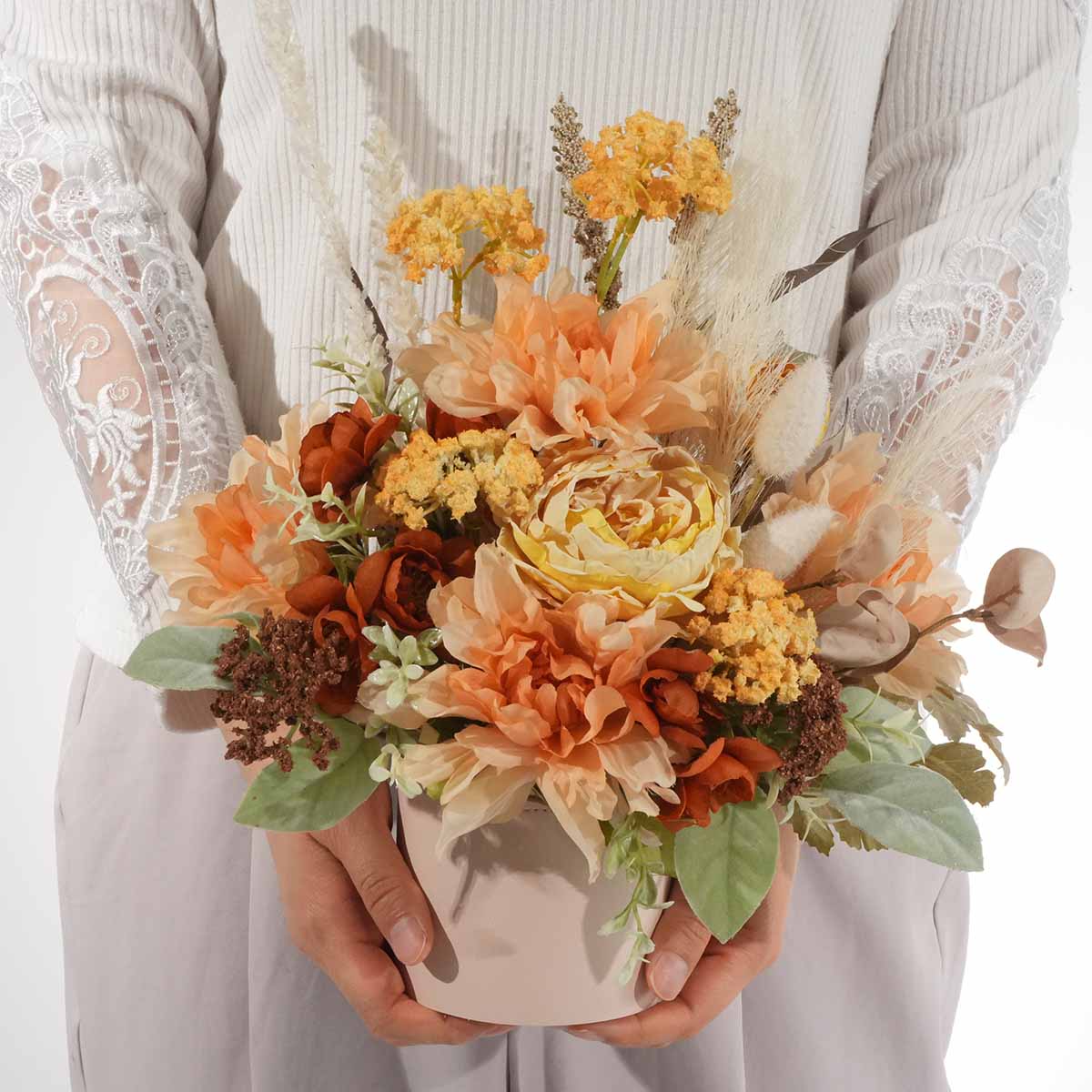 ペールオータムアレンジ幅30cm　(造花)