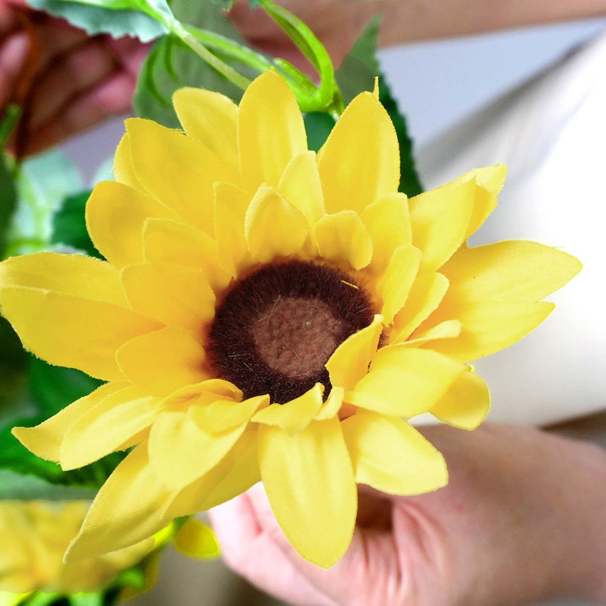 ひまわり造花ガーランド シンプル