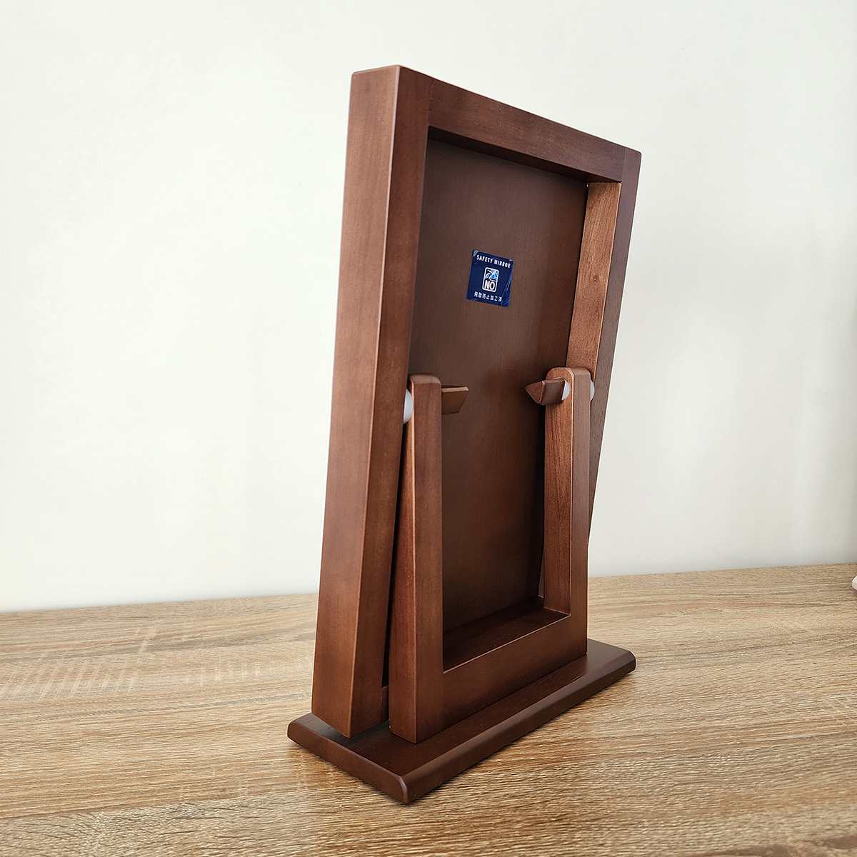 (3)ブラウン 背面