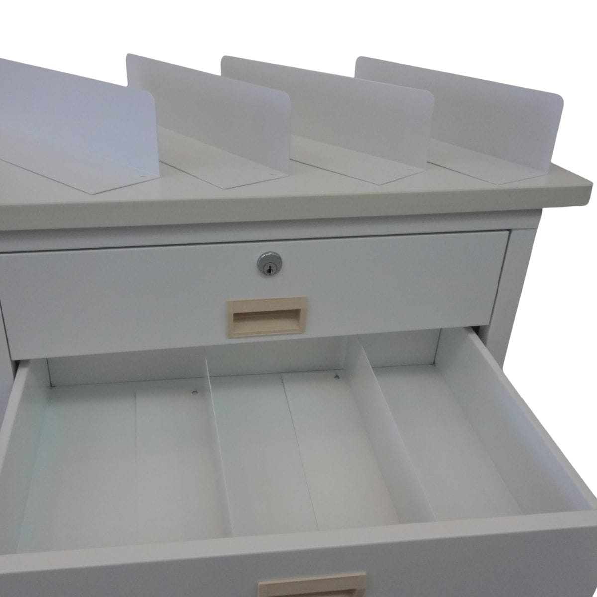 仕切板 6枚付き