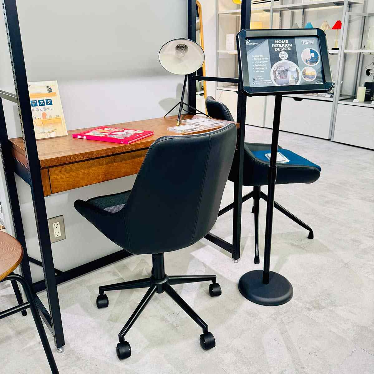 (1)A4ブラック ヨコ向き使用例