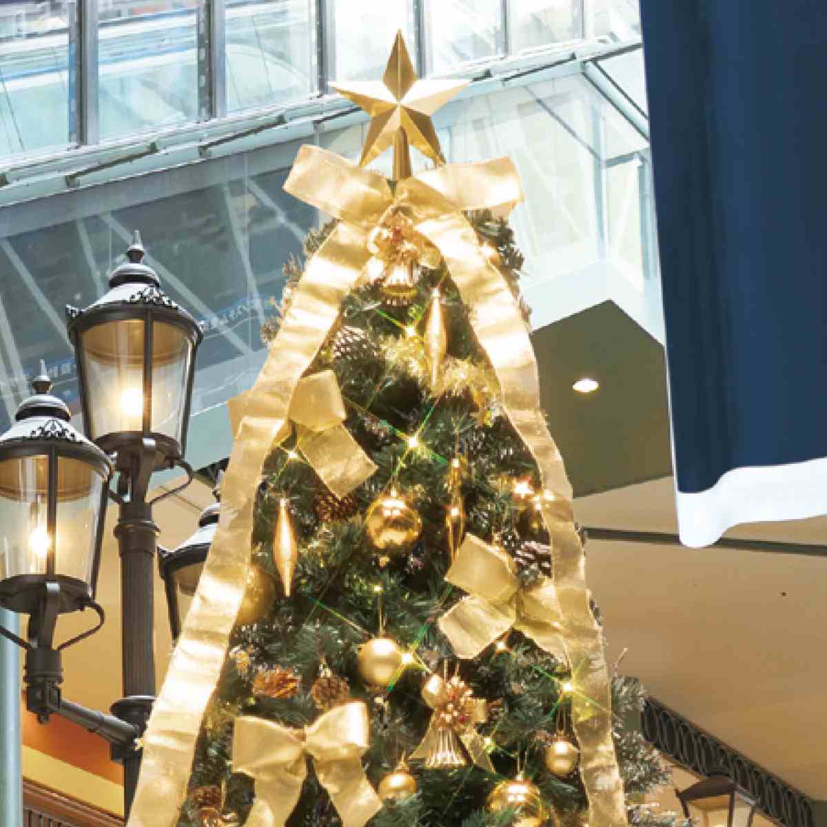デラックスクリスマスツリーセット ゴールド［ストエキオリジナル］ 高さ240×幅145cm