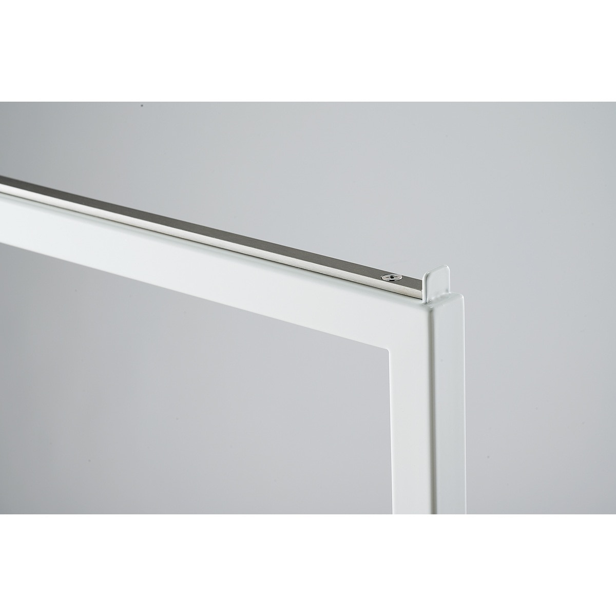 溶接一体型ハンガー ホワイト〔ストエキオリジナル〕 幅60×高さ150cm