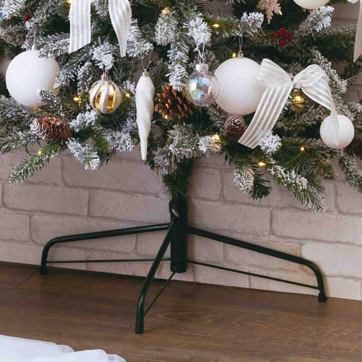 ハーフツリーセット スノー Led付クリスマスツリー 省スペース 壁面 ディスプレイ 飾り オーナメント ハーフツリーセット スノー Led付クリスマスツリー 省スペース 壁面 ディスプレイ 飾り オーナメント