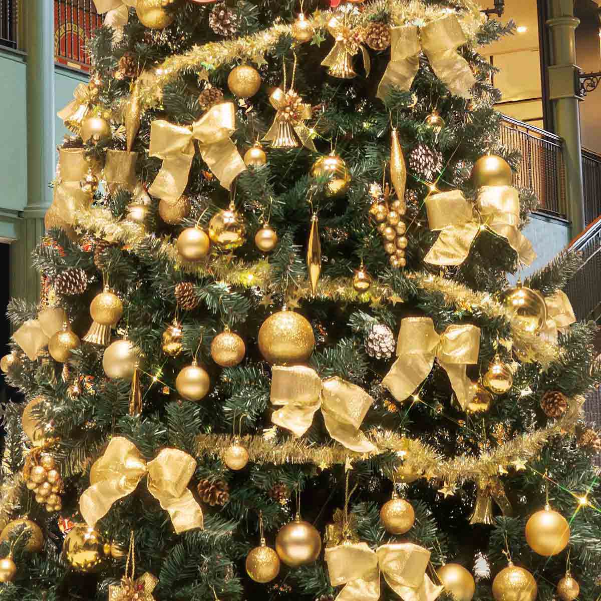 デラックスクリスマスツリーセット ゴールド［ストエキオリジナル］ 高さ240×幅145cm