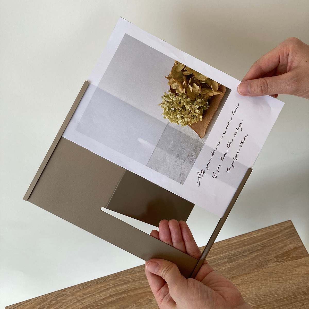 スチール製サインホルダー〔ストエキオリジナル〕 A6