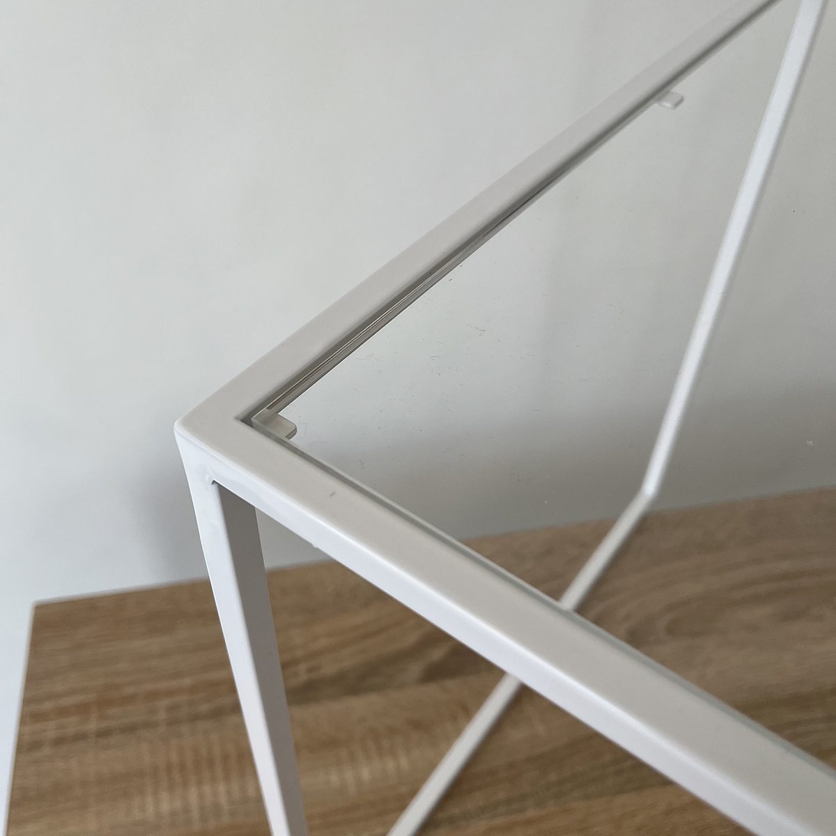 スチール脚コの字ラック ホワイト〔ストエキオリジナル〕 20cm角
