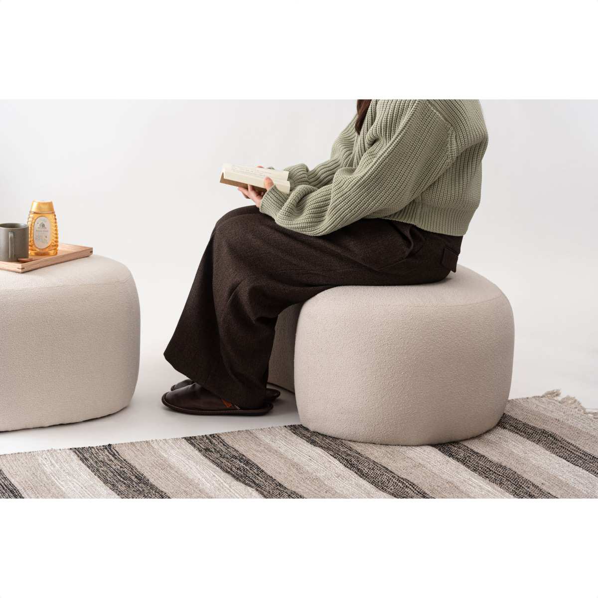 スツール ベージュ