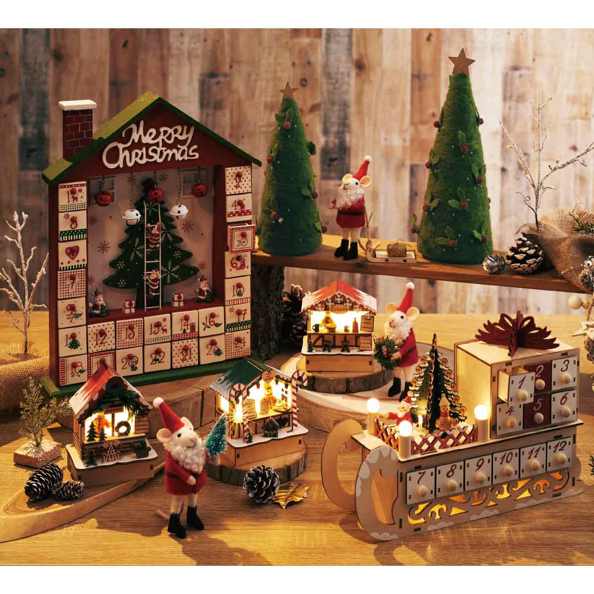 人気沸騰ブラドン サンタフェルトマウス ツリー 1個<br><br>サンタさんの恰好をしたキュートなねずみちゃん クリスマスディスプレイに配置すれば  物語のあるディスプレイが完成します <br><br>クリスマス 飾り 装飾 雑貨 オブジェ 人形 置物