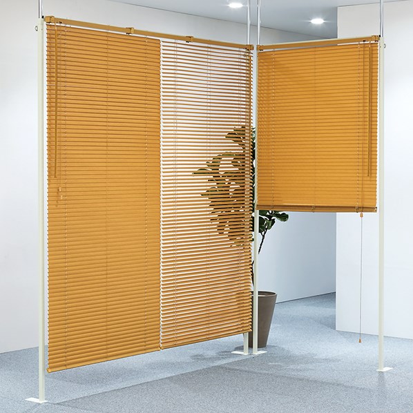 日本住器工業 突っ張りブラインドパーテーション 幅90cm ナチュラル