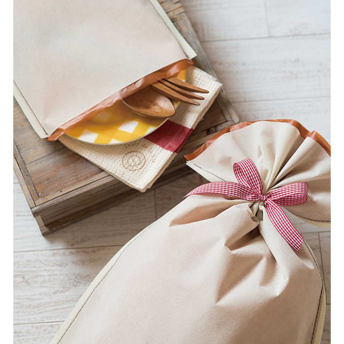 【10枚】不織布ギフトバッグ ナチュラル 25×38cm