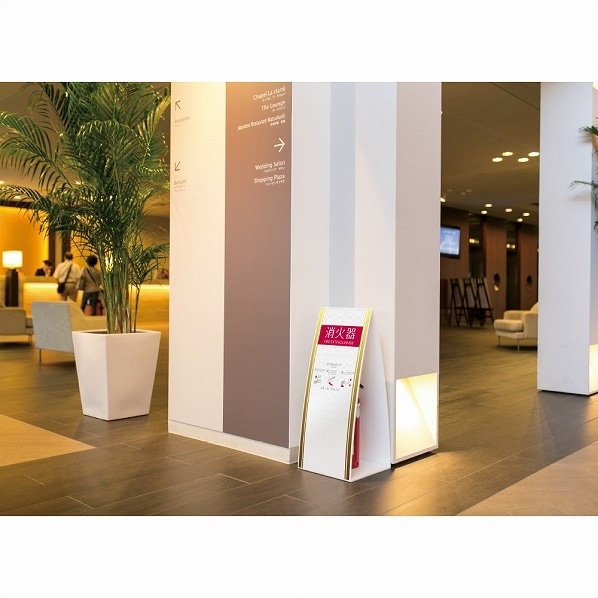 消火器かくれんぼC 750 消火器かくれんぼC 750ブラック／レッド 1台