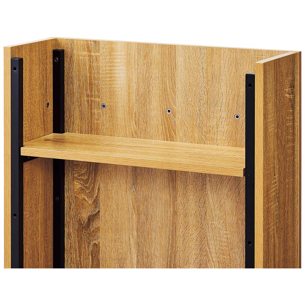 中棚は高さを変えることができます