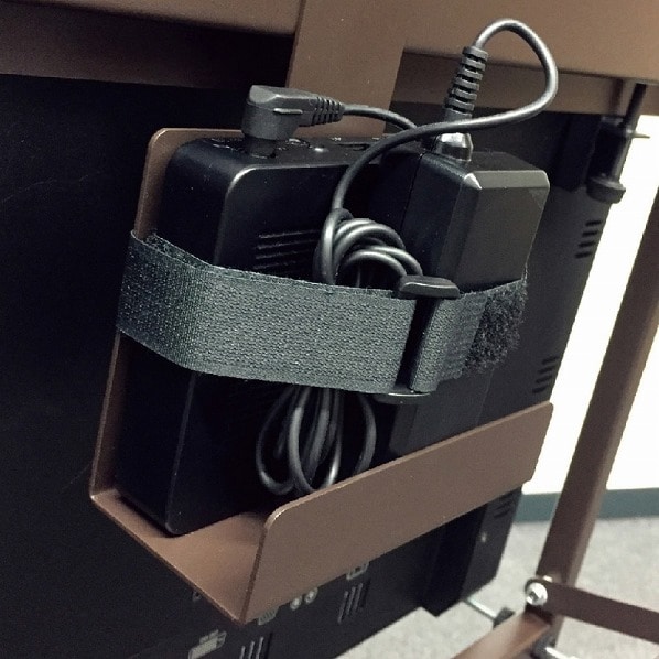 42~43V型用木製サイネージスタンド シュバレット21 朝日木材加工 AVAWOOD ホワイトウッド SS-CVL21-WW11