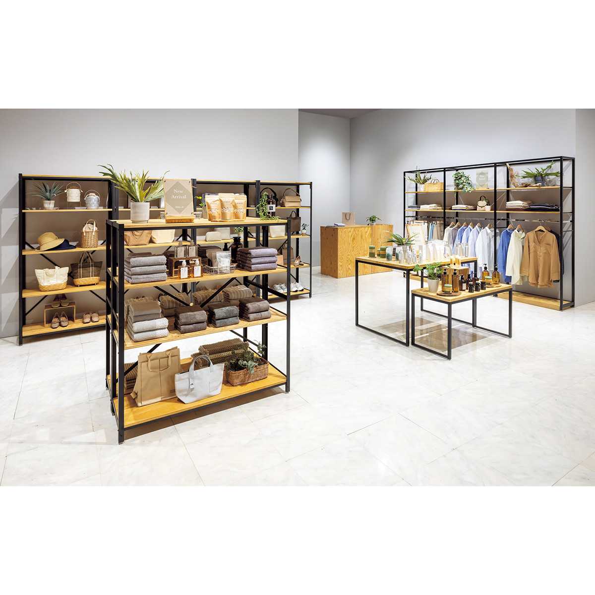 ラーチ合板天板 ショーテーブル ブラック脚 幅108×奥行45×高さ57.6cm