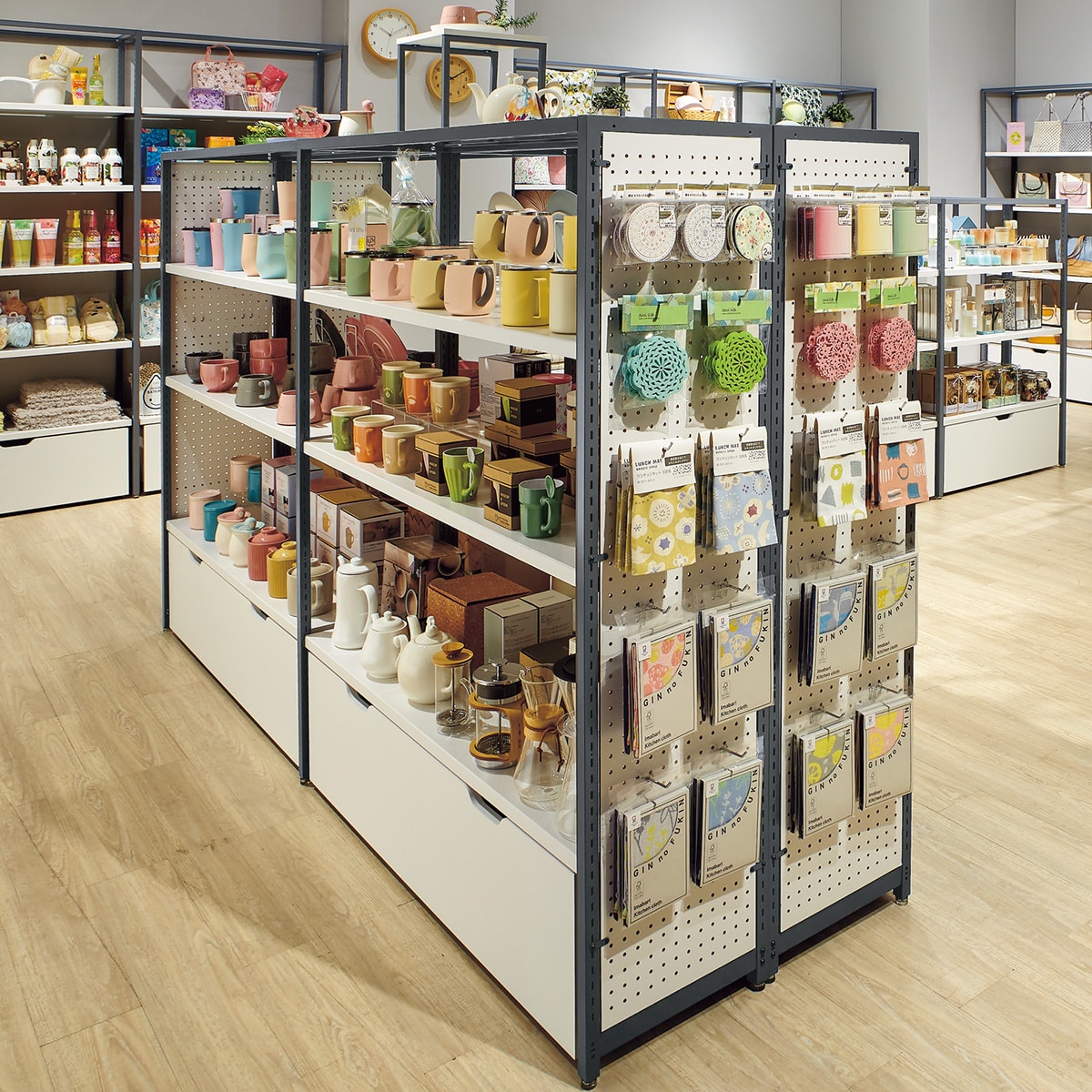 ラテラル・ロコ グレー 使用イメージ