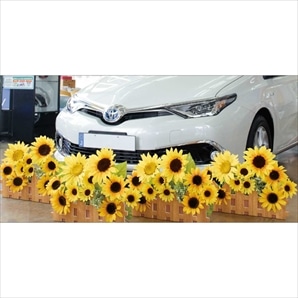 さわやかひまわり垣根造花アレンジ